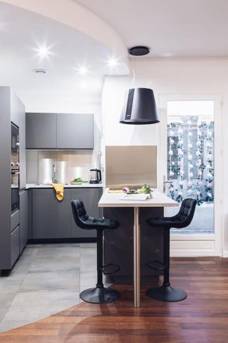 Apartment Triplex Climatise Proche Marais *