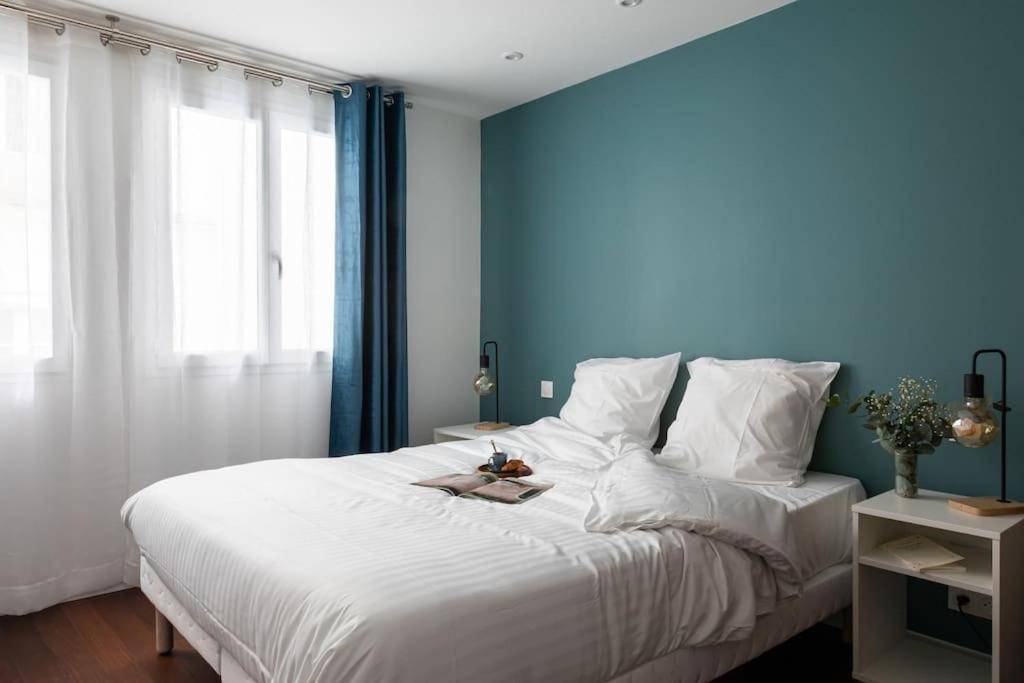 Triplex Climatise Proche Marais Apartment