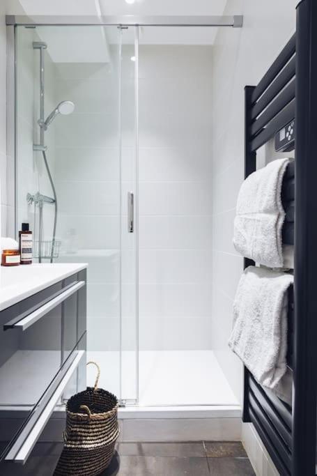 Triplex Climatise Proche Marais Apartment Paris
