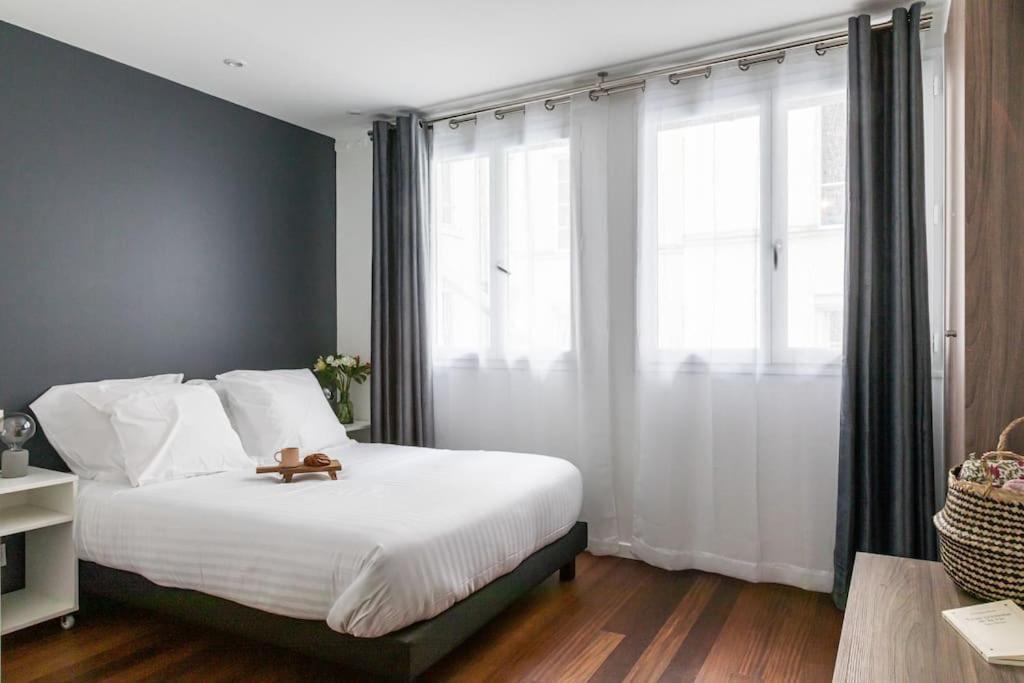 Triplex Climatise Proche Marais Apartment